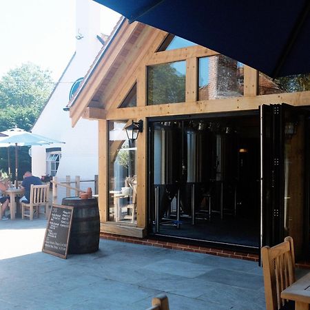 Monkey Brewhouse Hotel Lymington Ngoại thất bức ảnh