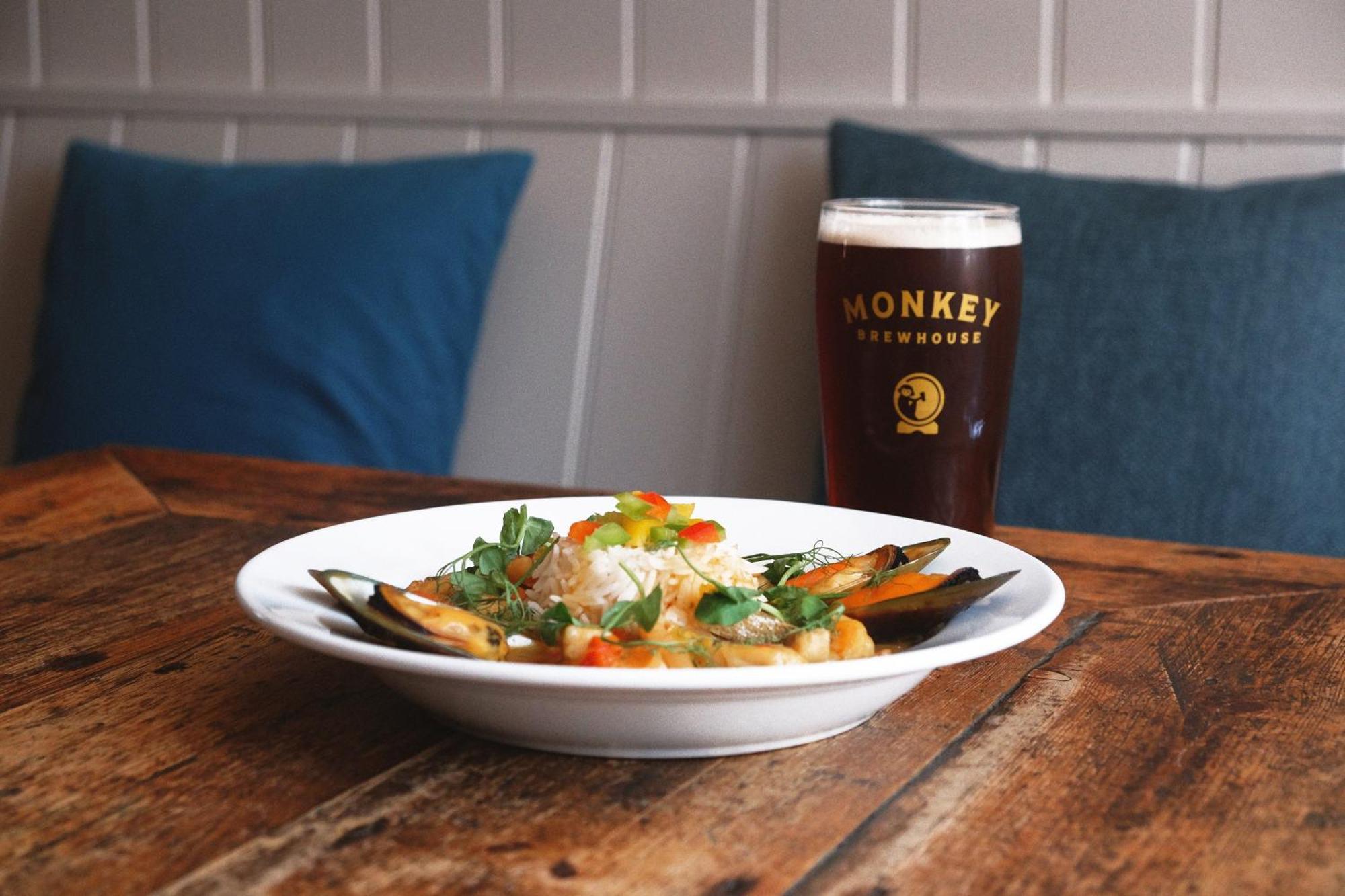 Monkey Brewhouse Hotel Lymington Ngoại thất bức ảnh