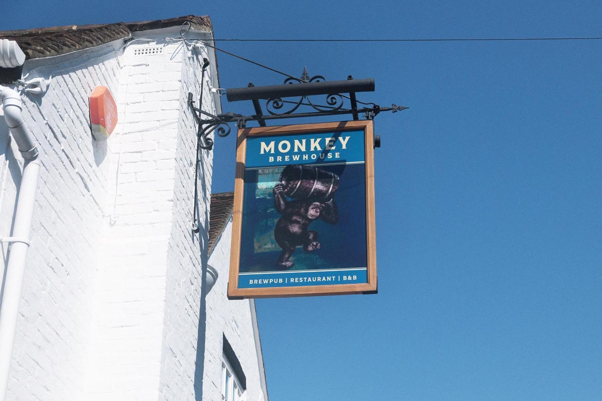 Monkey Brewhouse Hotel Lymington Ngoại thất bức ảnh
