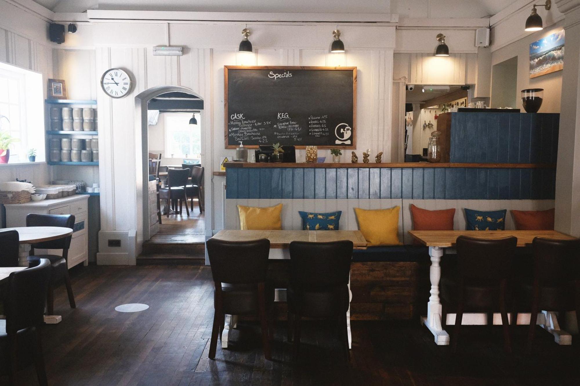 Monkey Brewhouse Hotel Lymington Ngoại thất bức ảnh